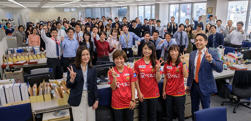 ｉｎａｃ神戸レオネッサ と ２０１９年シーズンスポンサー契約を締結 19 ニュースリリース 兼松株式会社